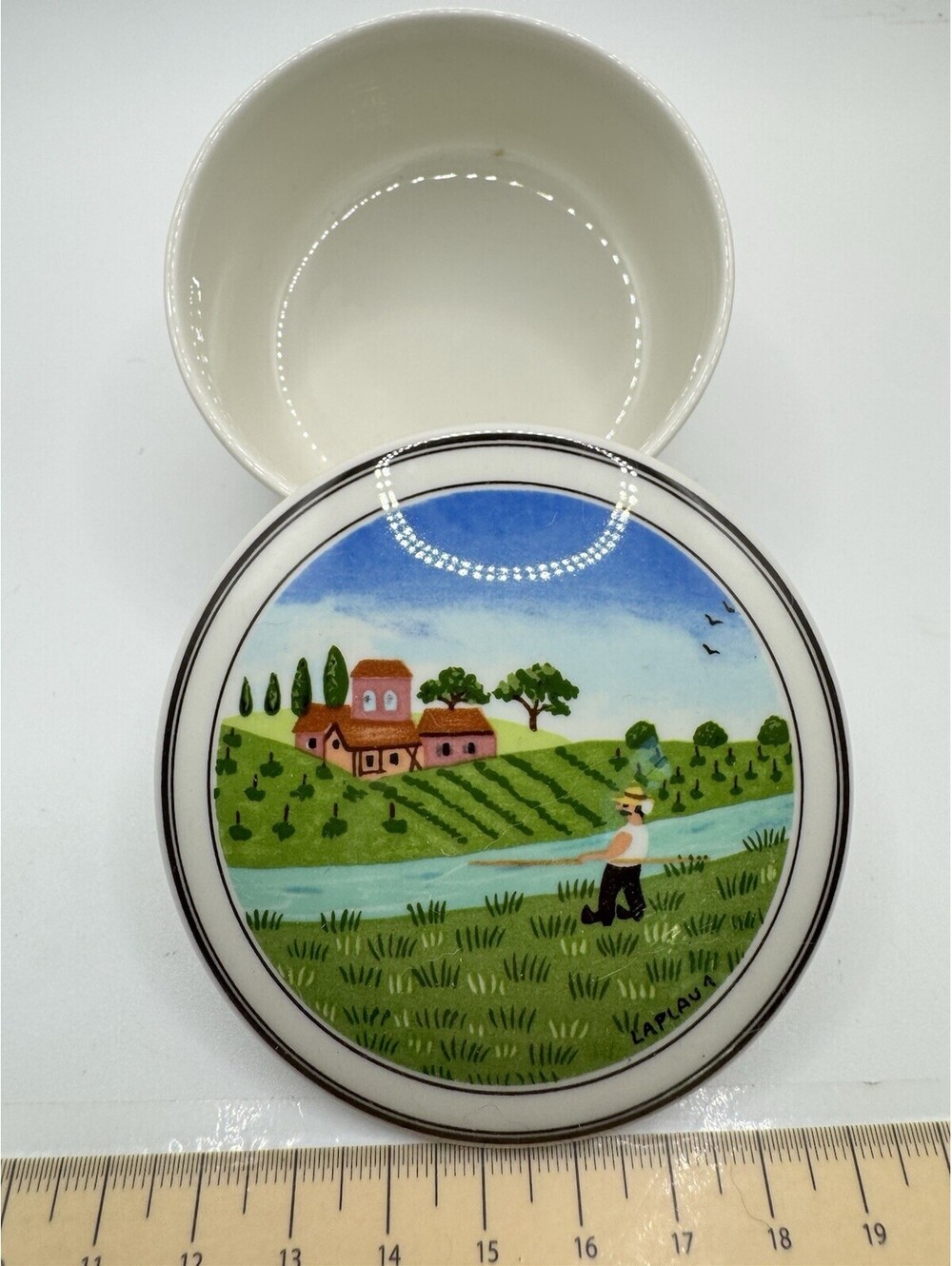 Villeroy & Boch Design Naif Trinket Box Laplau Folk Art Porcelain Round Dish